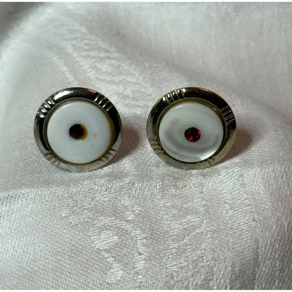 Vintage Silver-Tone Cuff Links Round White Lucite Red Rhinestone